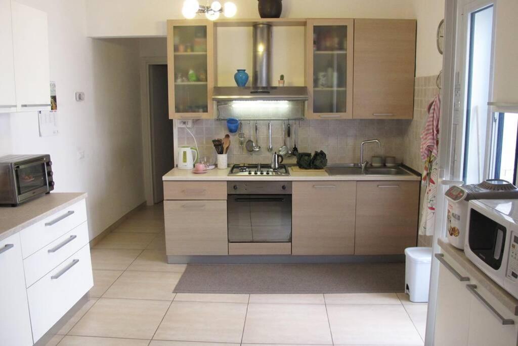 Confortevole Vicino Al Centro Apartment Lecce